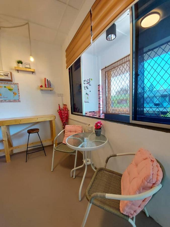 Karya Story Hostel Kudat Exteriör bild