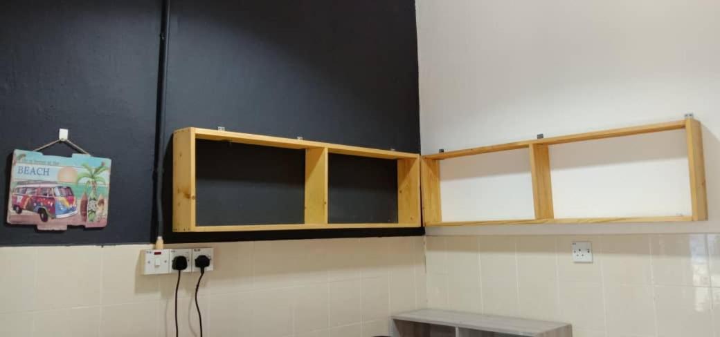Karya Story Hostel Kudat Exteriör bild