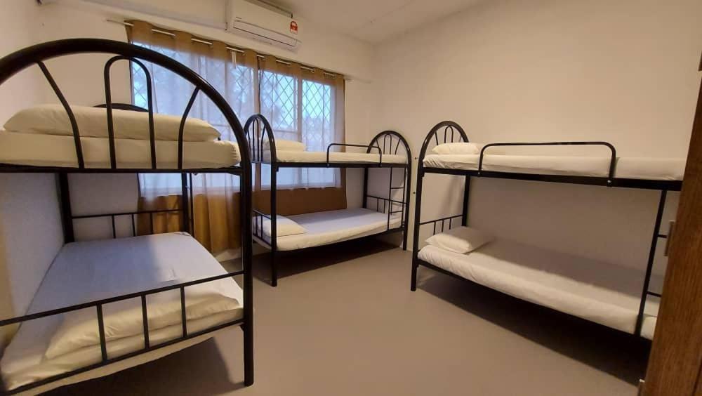 Karya Story Hostel Kudat Exteriör bild